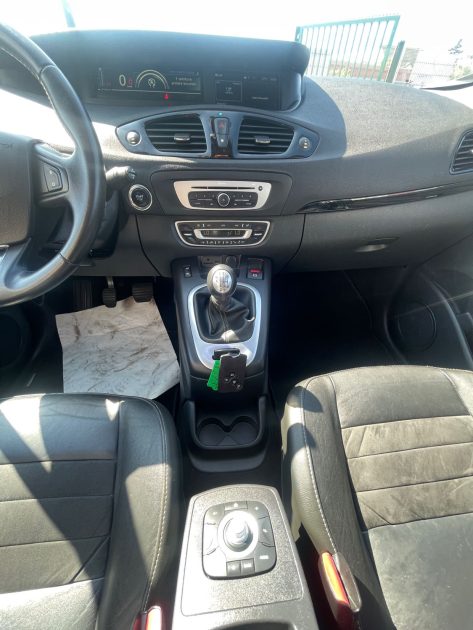 RENAULT SCENIC 3 PHASE 3 LOUNGE 1.2 TCE 130CV CRIT'AIR 1 2015