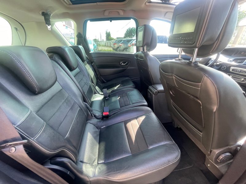 RENAULT SCENIC 3 PHASE 3 LOUNGE 1.2 TCE 130CV CRIT'AIR 1 2015