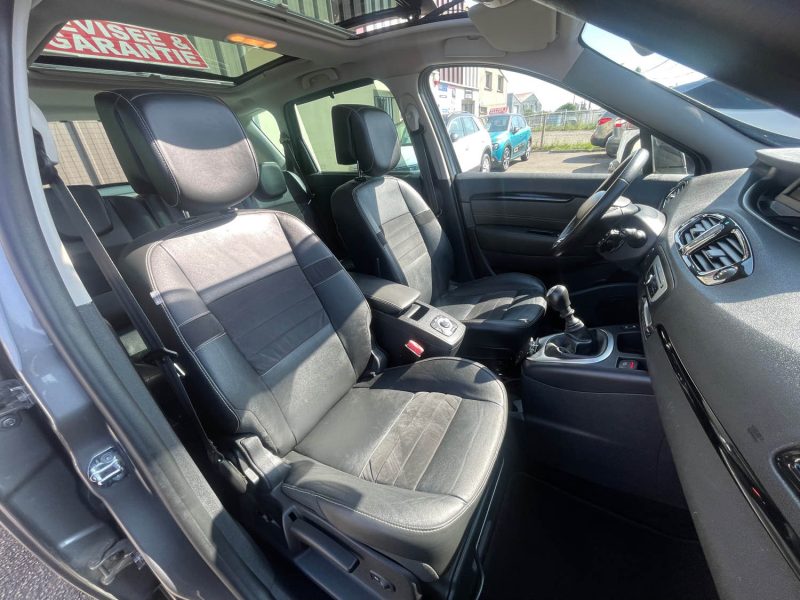 RENAULT SCENIC 3 PHASE 3 LOUNGE 1.2 TCE 130CV CRIT'AIR 1 2015