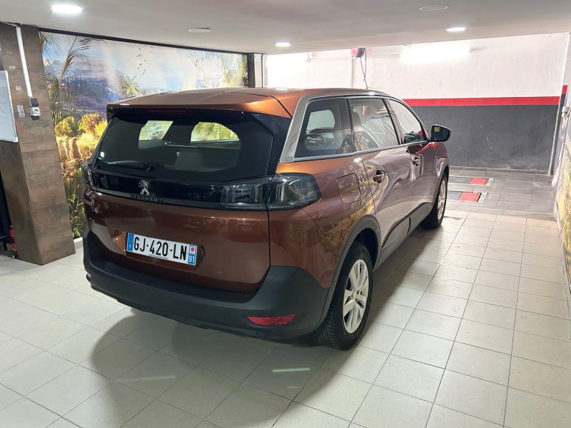 PEUGEOT 5008 1.5 HDi 130ch TVA RÉCUPÉRABLE