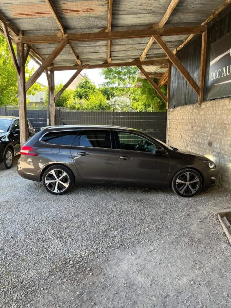 PEUGEOT 308 2015
