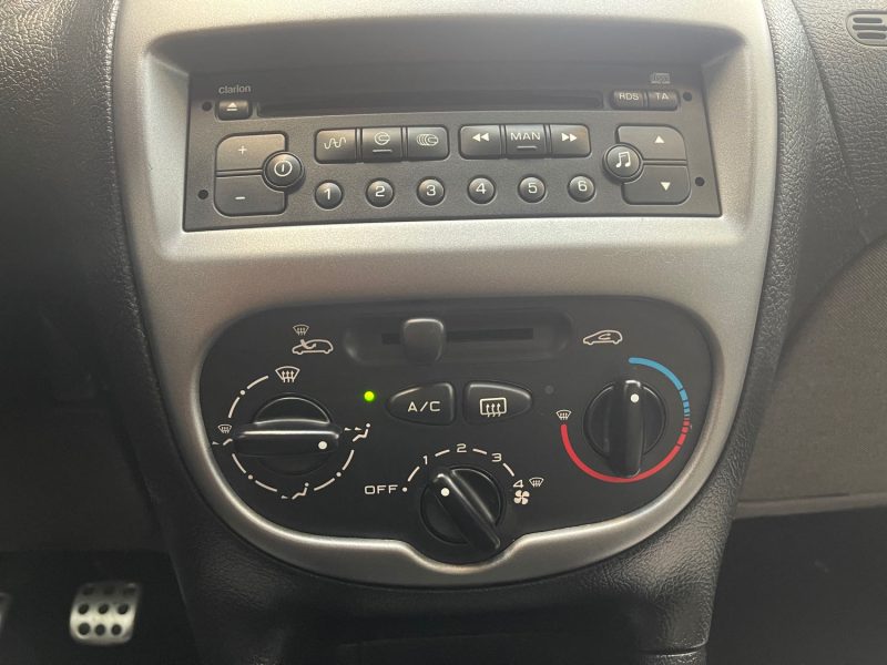 PEUGEOT 206 SEULEMENT 26000KMS 1.4 75ch XBOX 360 1ERE MAIN GARANTIE 12 MOIS, HISTORIQUE COMPLET