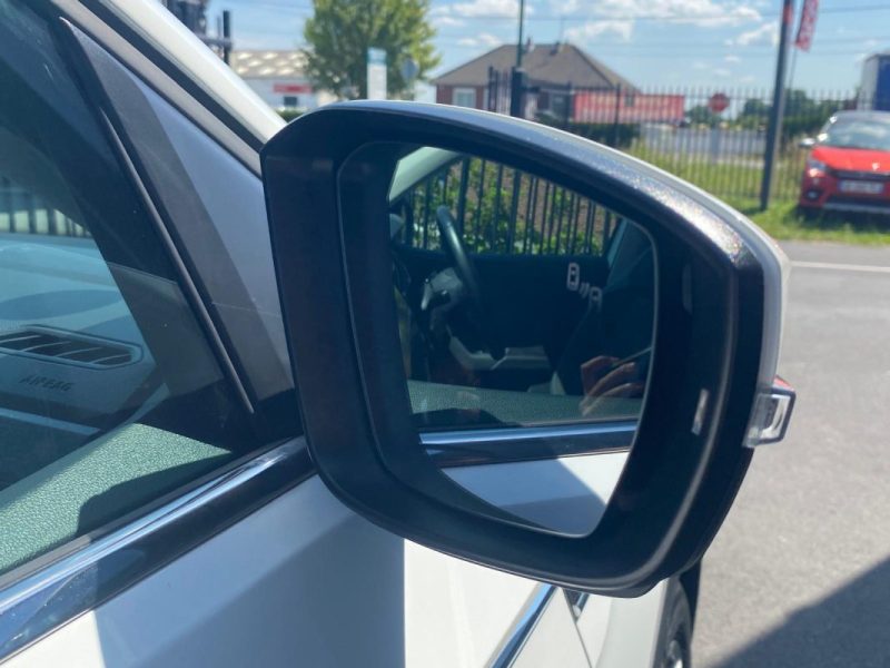 VOLKSWAGEN T-CROSS 2019