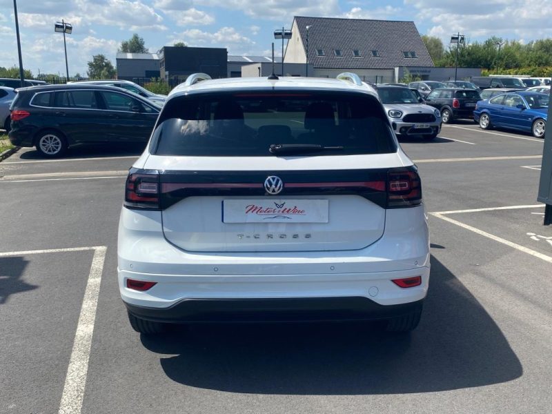 VOLKSWAGEN T-CROSS 2019