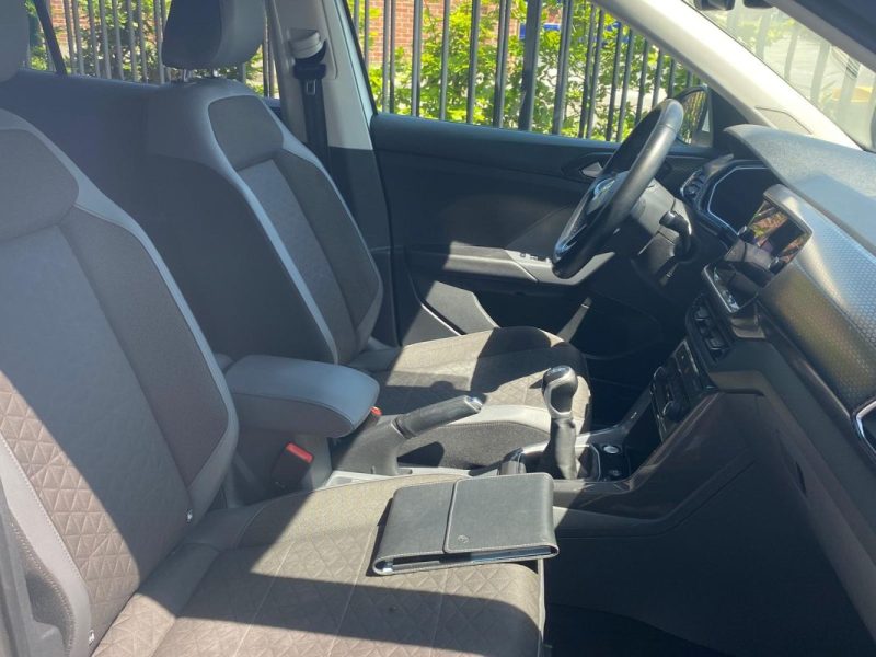 VOLKSWAGEN T-CROSS 2019