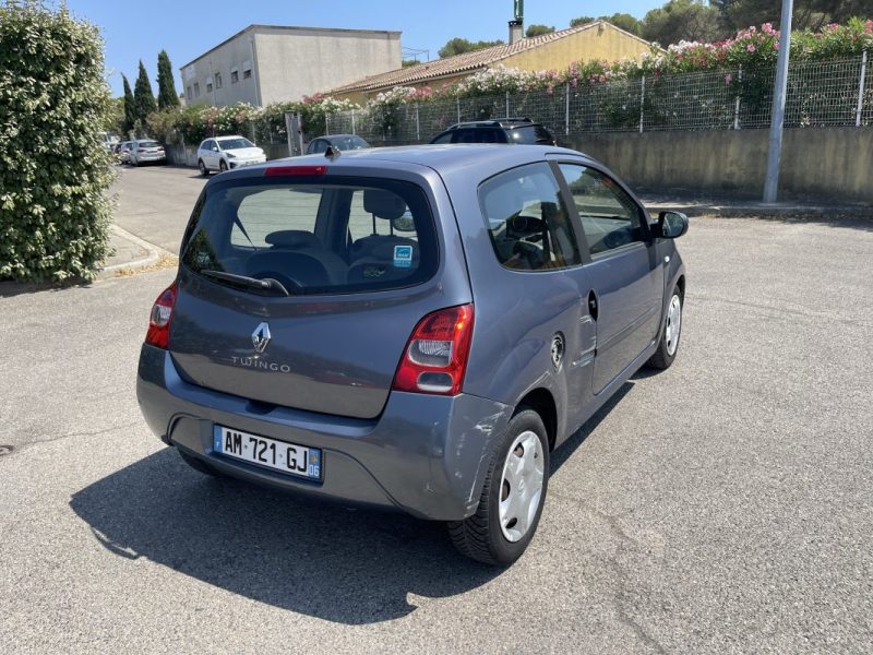 RENAULT TWINGO 2010