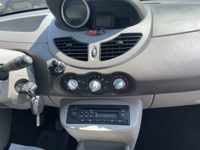 RENAULT TWINGO 2010