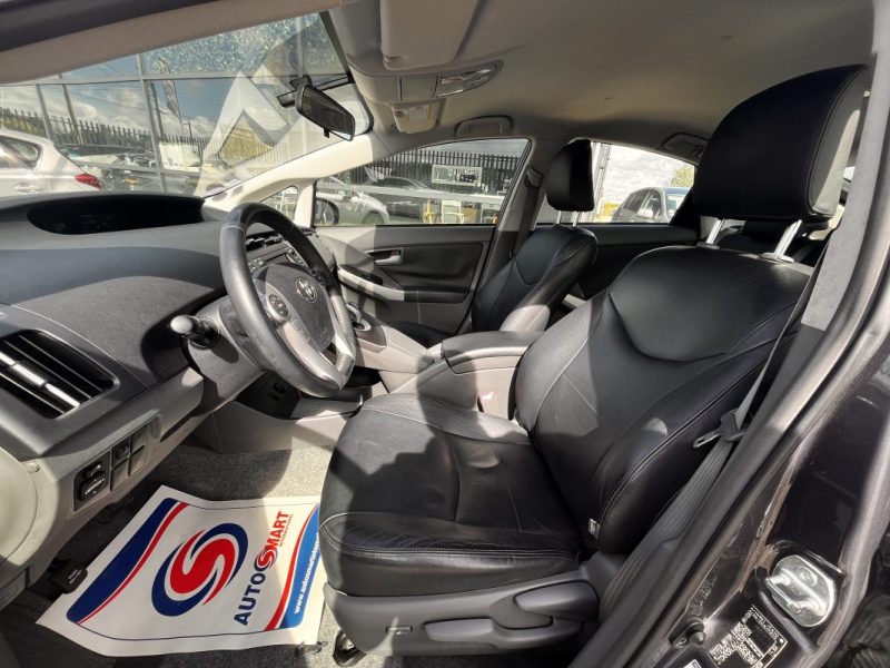 TOYOTA PRIUS 136h Dynamic 17 pouces Cuir 07/2011