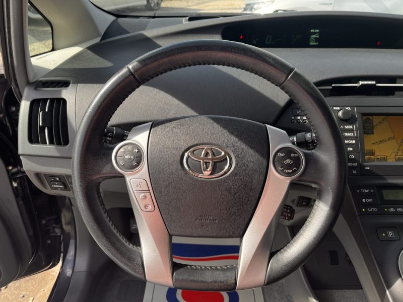 TOYOTA PRIUS 136h Dynamic 17 pouces Cuir 07/2011