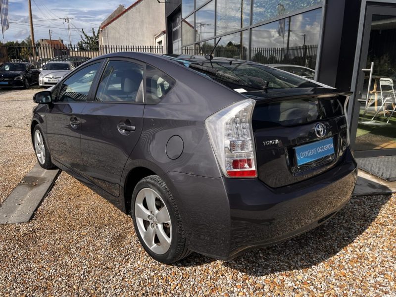 TOYOTA PRIUS 136h Dynamic 17 pouces Cuir 07/2011