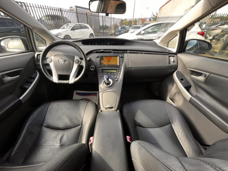 TOYOTA PRIUS 136h Dynamic 17 pouces Cuir 07/2011