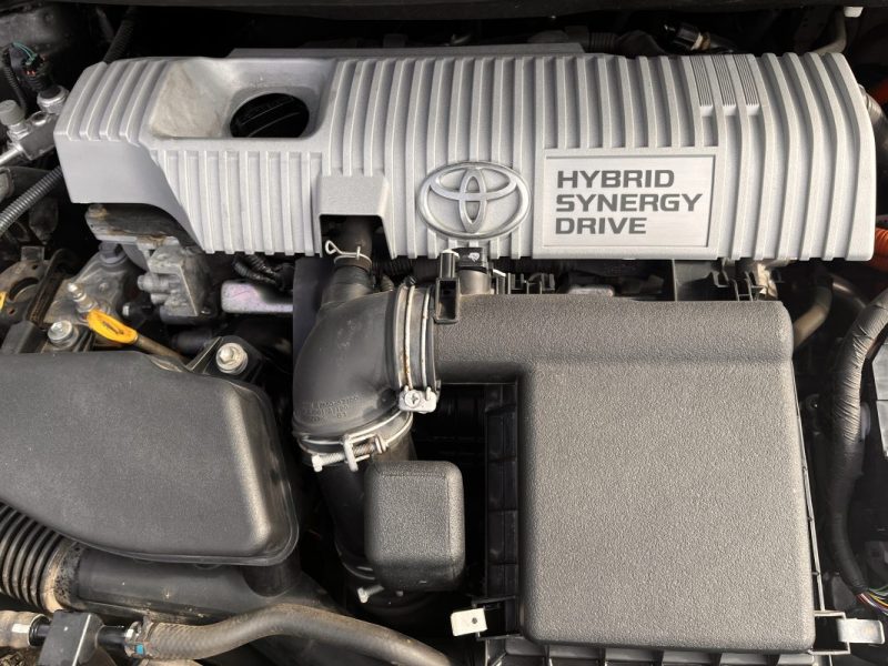 TOYOTA PRIUS 136h Dynamic 17 pouces Cuir 07/2011