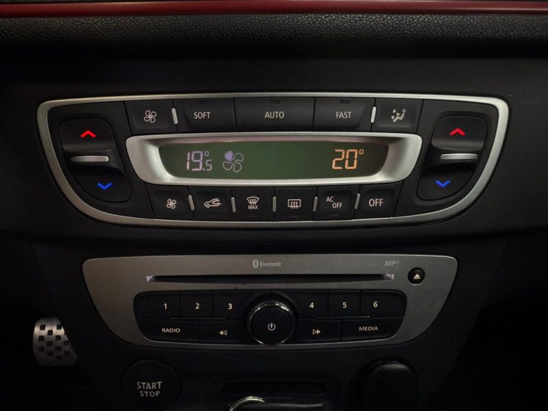 RENAULT MEGANE RS COUPÉ 2.0 TURBO 275 cv