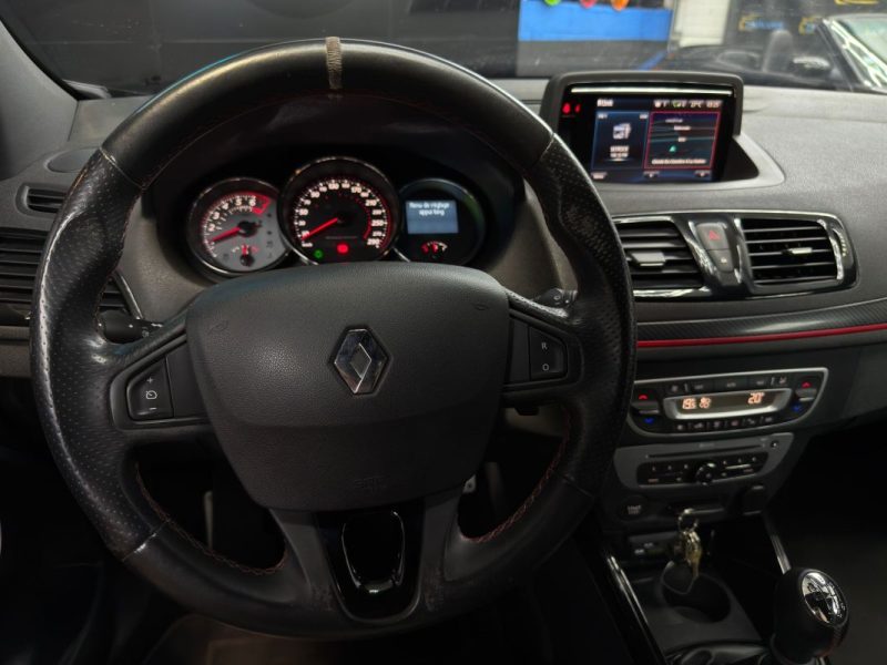 RENAULT MEGANE RS COUPÉ 2.0 TURBO 275 cv