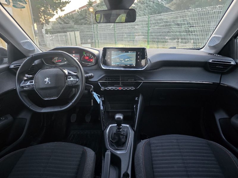 PEUGEOT 208 1.5 blue HDI 100CH gps