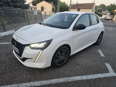 PEUGEOT 208 1.5 blue HDI 100CH gps