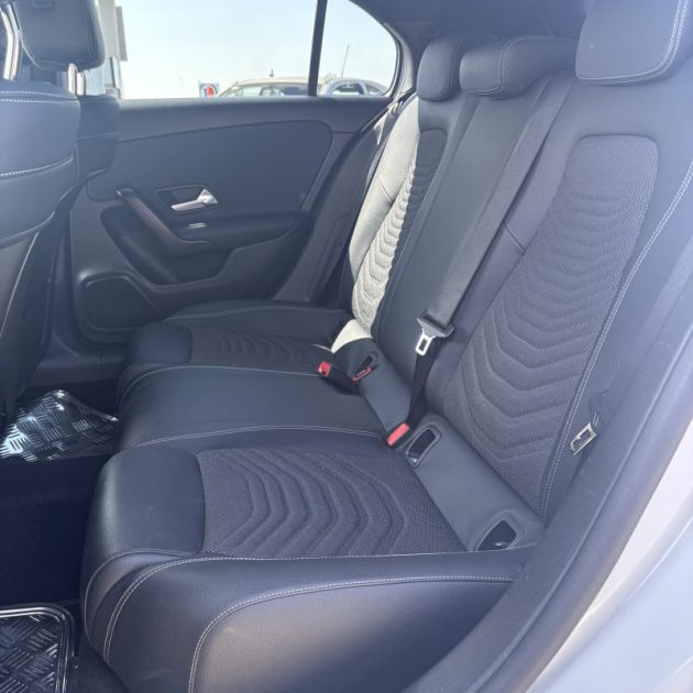 MERCEDES CLASSE A 180d Style Line 8G-DCT CAMERA