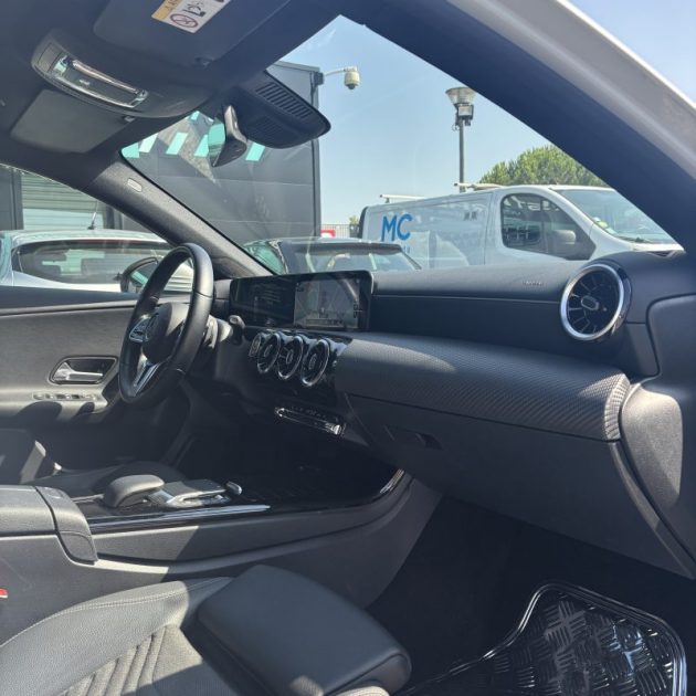 MERCEDES CLASSE A 180d Style Line 8G-DCT CAMERA