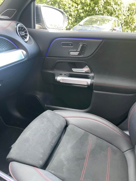 MERCEDES CLASSE EQB 2024