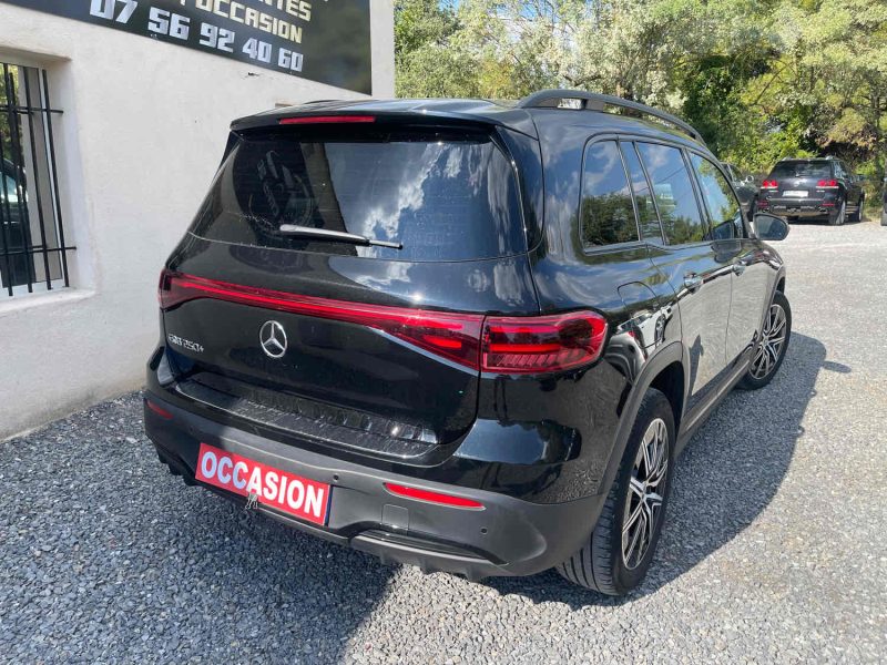 MERCEDES CLASSE EQB 2024