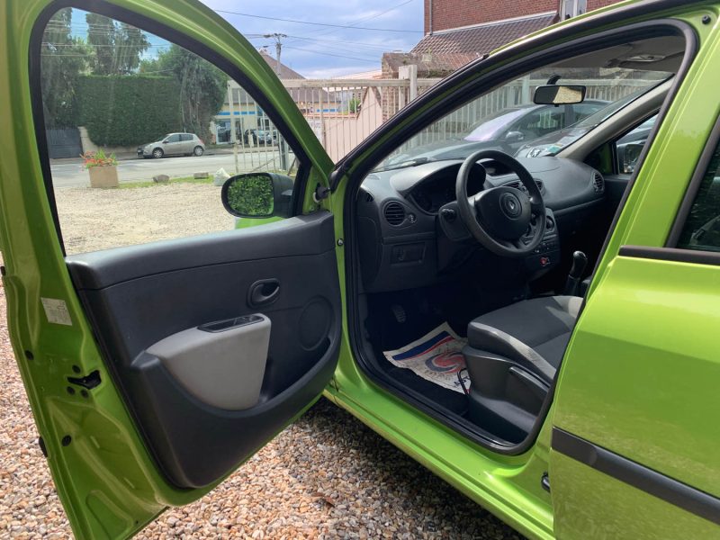 RENAULT CLIO 2010   1.5l dci 