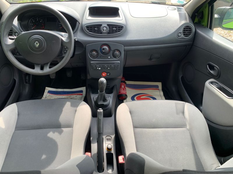 RENAULT CLIO 2010   1.5l dci 