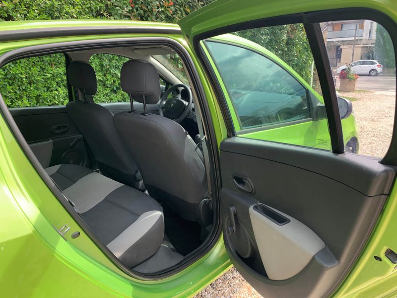 RENAULT CLIO 2010   1.5l dci 