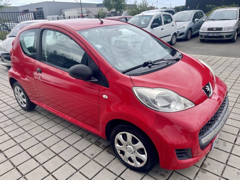 PEUGEOT 107 1.0i 68CH LION 