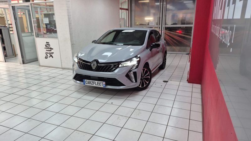 RENAULT CLIO 2024