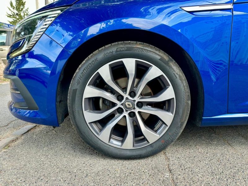 RENAULT MEGANE IV 1.5 Blue dCi 115 INTENS EDC **1ère MAIN**