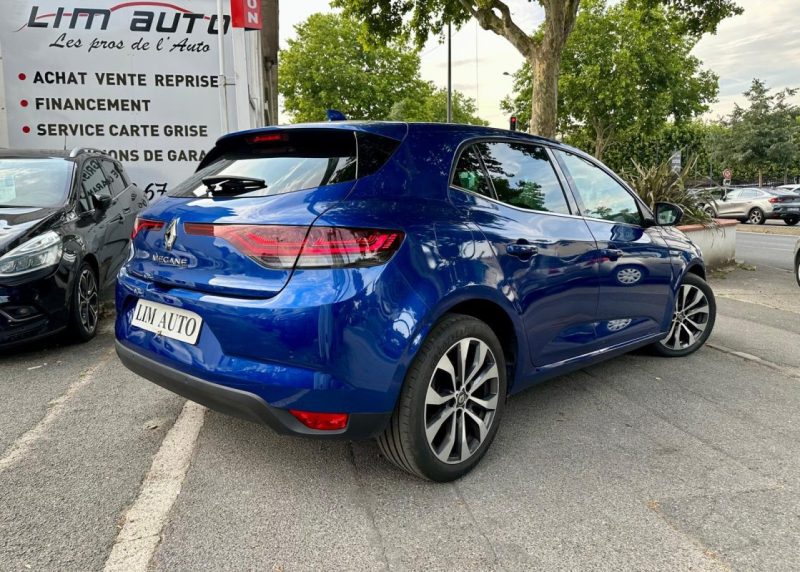 RENAULT MEGANE IV 1.5 Blue dCi 115 INTENS EDC **1ère MAIN**