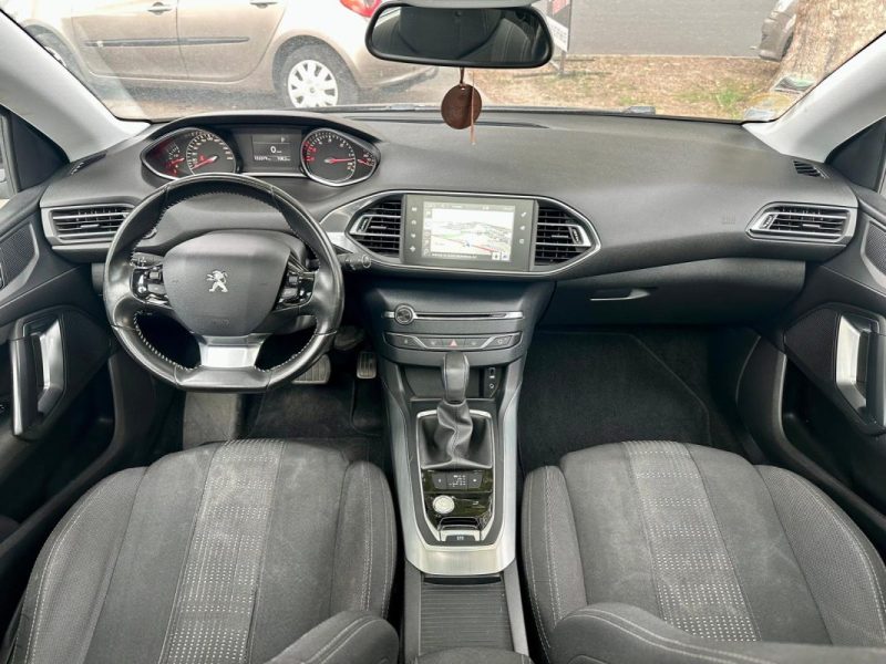 PEUGEOT 308 2015