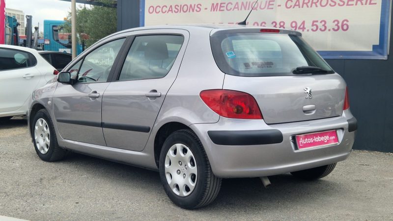 PEUGEOT 307 2001