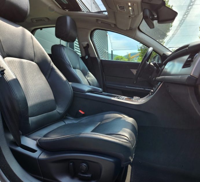 JAGUAR XF II 2.0D 180 PRESTIGE AUTO*ACC*PANO*CAMERA*CUIR*