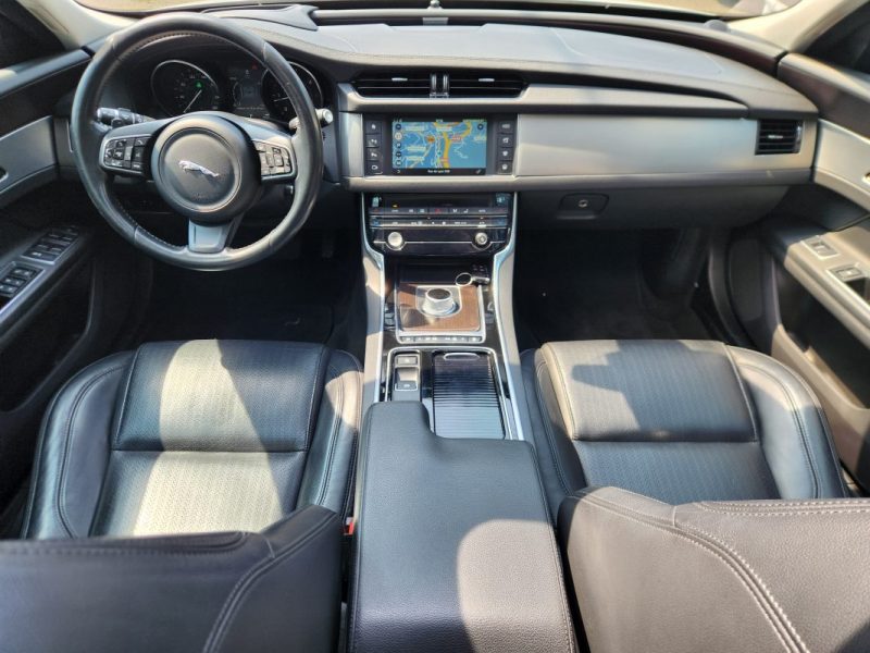 JAGUAR XF II 2.0D 180 PRESTIGE AUTO*ACC*PANO*CAMERA*CUIR*