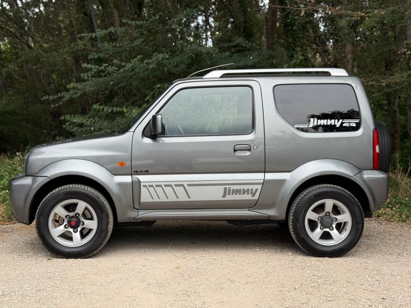 SUZUKI JIMNY 1.3 VVT 85 PACK SE 