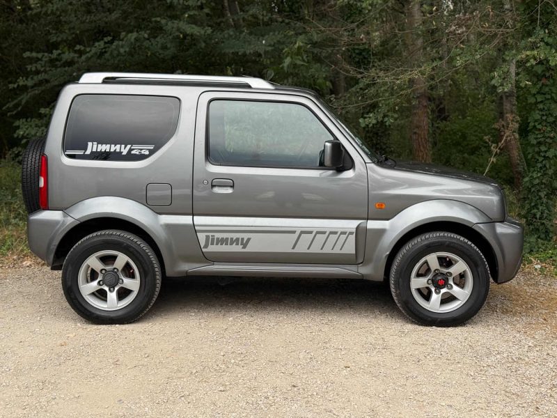 SUZUKI JIMNY 1.3 VVT 85 PACK SE 
