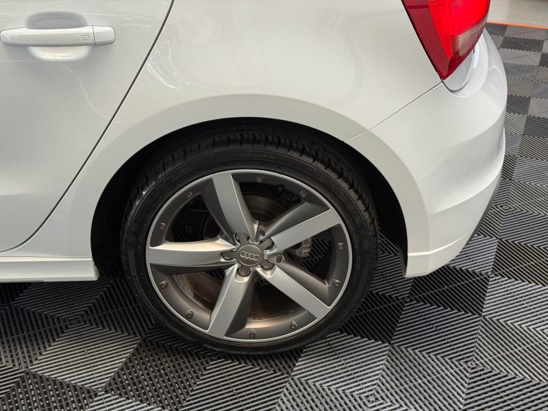 AUDI A1 SPORTBACK 2014