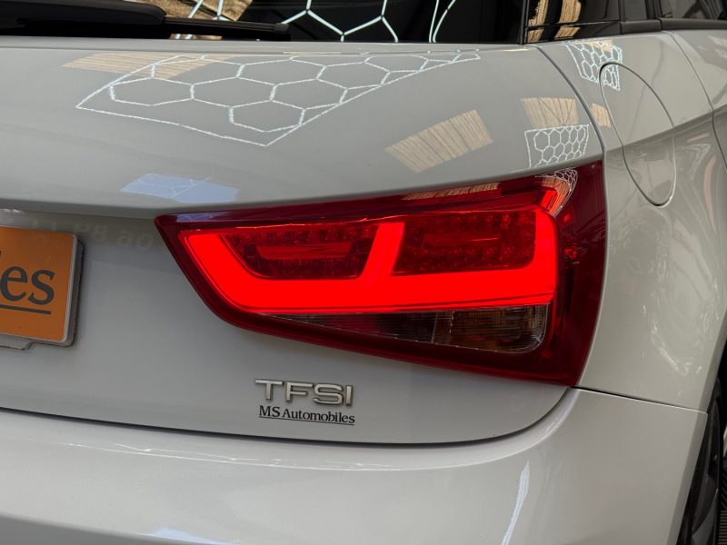 AUDI A1 SPORTBACK 2014