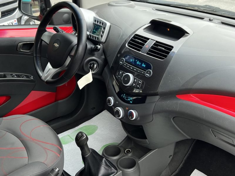 CHEVROLET SPARK LT 1.2 82 Cv 5 PORTES CLIMATISATION BLUETOOTH CRIT AIR 1 - GARANTIE 1 AN