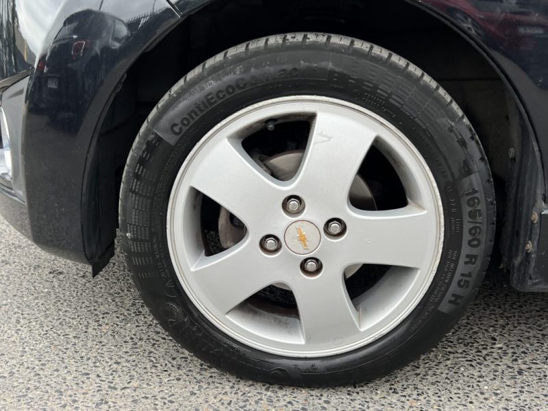 CHEVROLET SPARK LT 1.2 82 Cv 5 PORTES CLIMATISATION BLUETOOTH CRIT AIR 1 - GARANTIE 1 AN