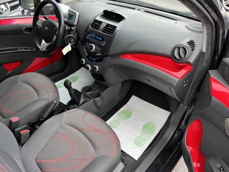 CHEVROLET SPARK LT 1.2 82 Cv 5 PORTES CLIMATISATION BLUETOOTH CRIT AIR 1 - GARANTIE 1 AN