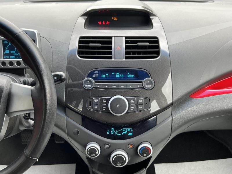 CHEVROLET SPARK LT 1.2 82 Cv 5 PORTES CLIMATISATION BLUETOOTH CRIT AIR 1 - GARANTIE 1 AN