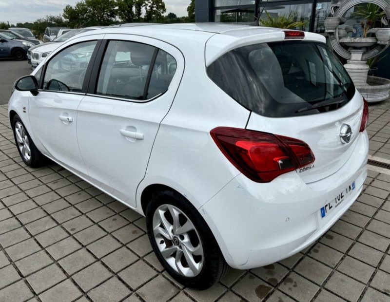 OPEL CORSA 1.4i 90CH DESIGN 120 ANS 