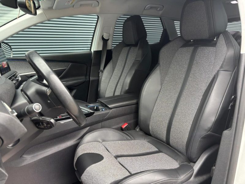 PEUGEOT 3008 1.2 130 ALLURE BUSINESS 