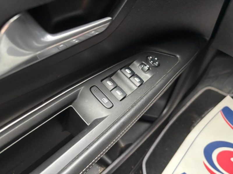 PEUGEOT 3008 1.2 130 ALLURE BUSINESS 