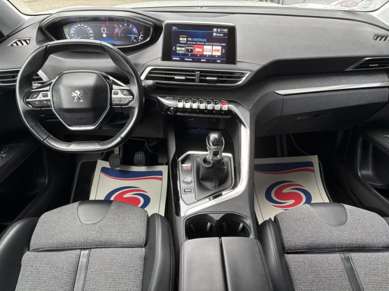 PEUGEOT 3008 1.2 130 ALLURE BUSINESS 