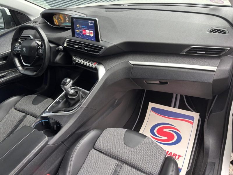 PEUGEOT 3008 1.2 130 ALLURE BUSINESS 