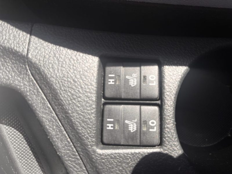 TOYOTA AURIS 136H Style Toit panoramique 01/2014