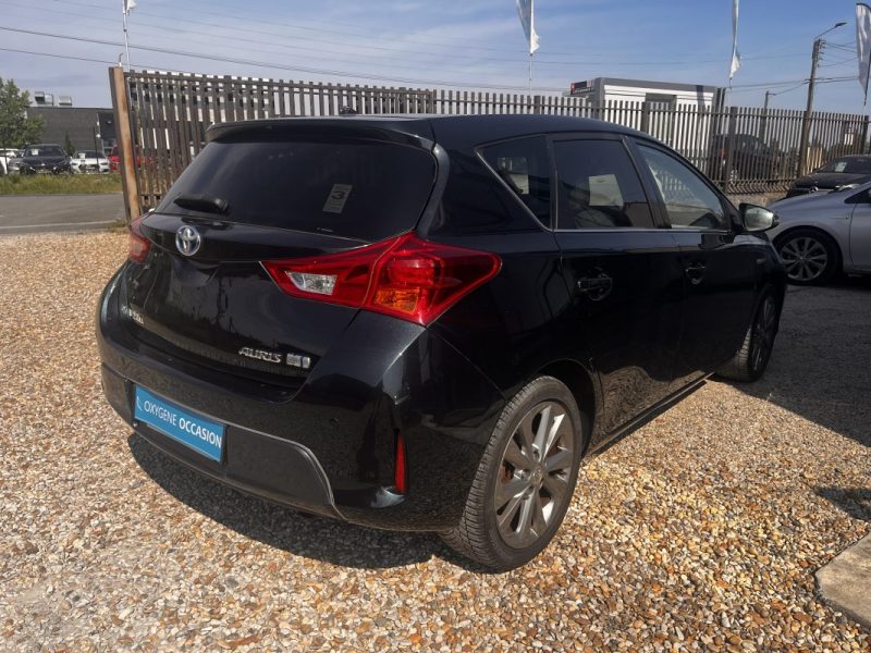 TOYOTA AURIS 136H Style Toit panoramique 01/2014